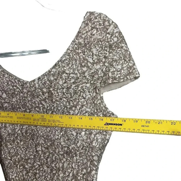 Alex Evenings Womens Sz 6 Long Cap Sleeve Fit & Flare Dress Sequin Detail Formal - Picture 12 of 16